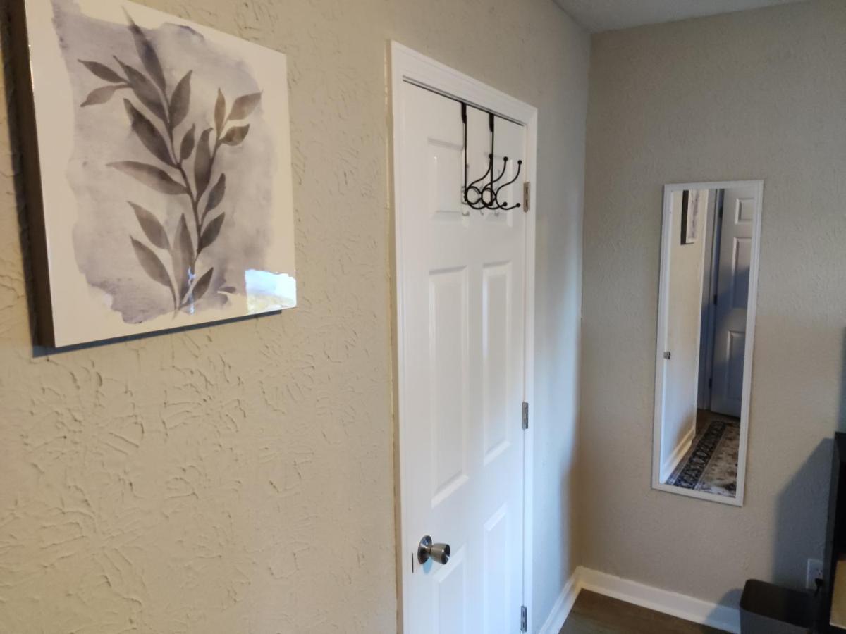 Tranquil Oasis - Private Rooms -Near Downtown Indianapolis Exterior foto