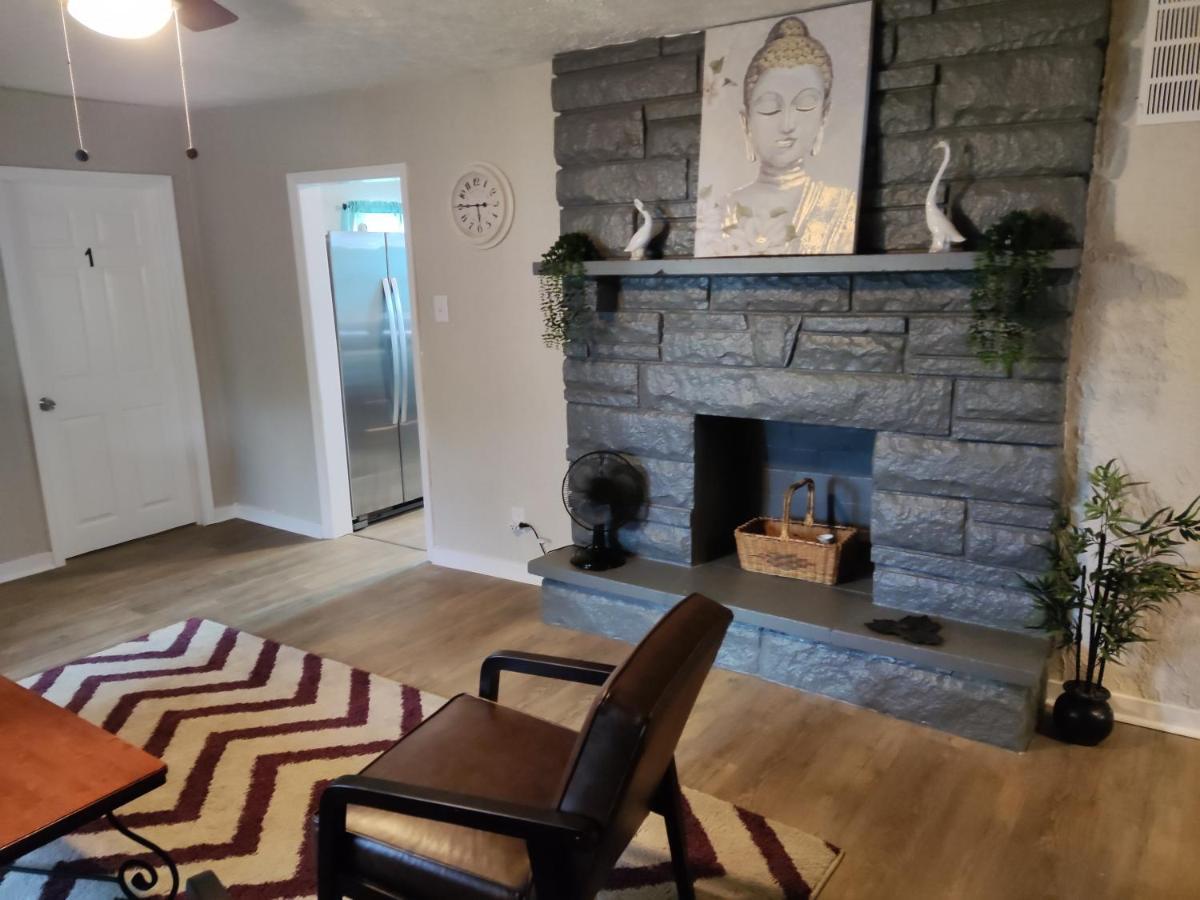 Tranquil Oasis - Private Rooms -Near Downtown Indianapolis Exterior foto
